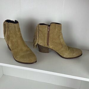 Matisse Tan Suede Fringe Back Ankle Boots Booties